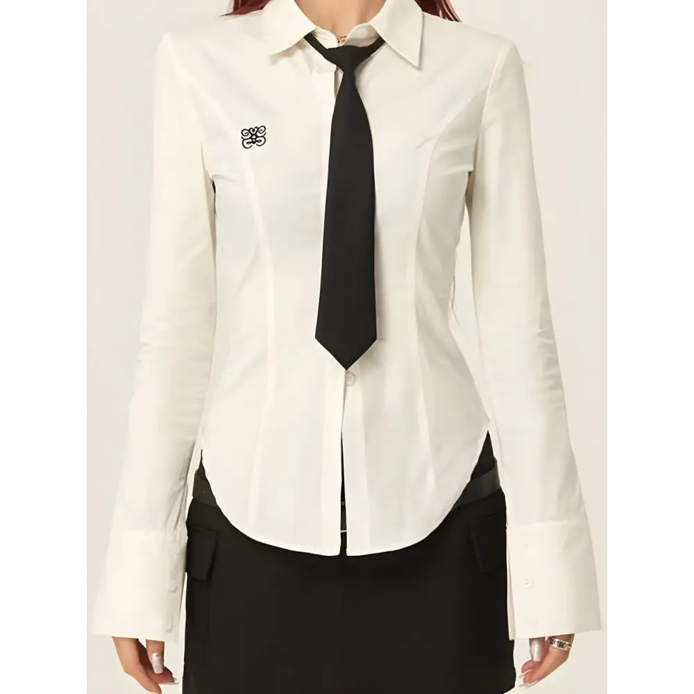 Slim fit shirt with stylish tie for a chic y2k look