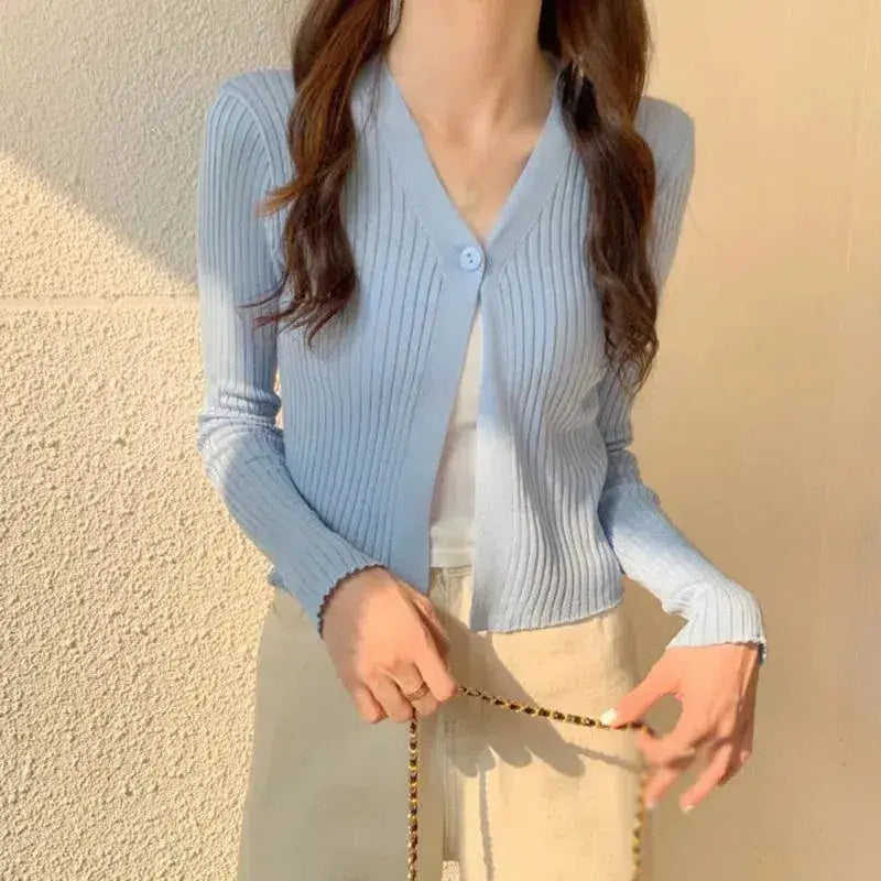 Soft girl slim fit cardigan in pastel shades for y2k style - blue / one size