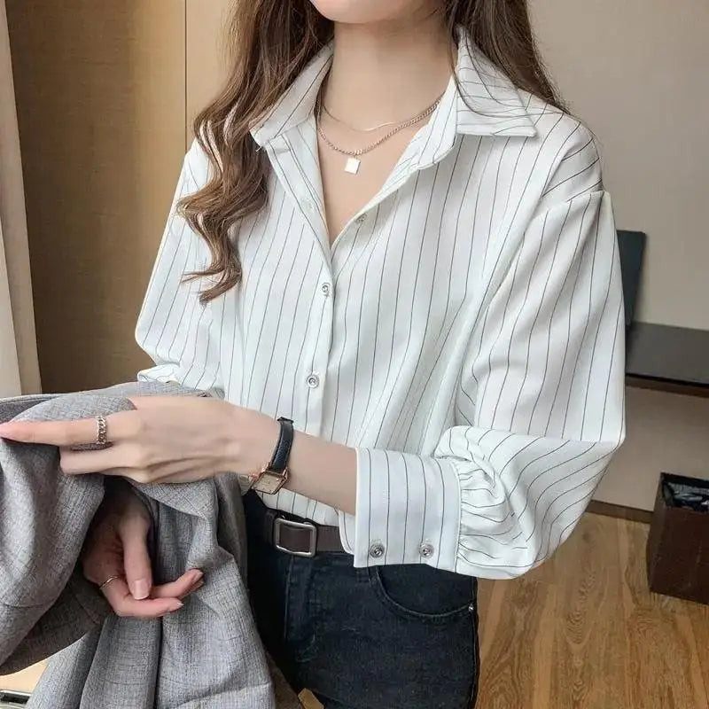 Striped classic long sleeve shirt for effortless office style