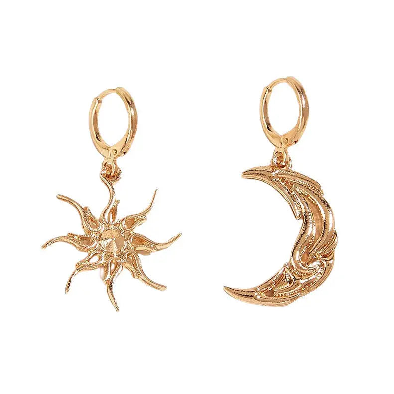 Sun and moon magic earrings for celestial elegance - standart / gold - earrings