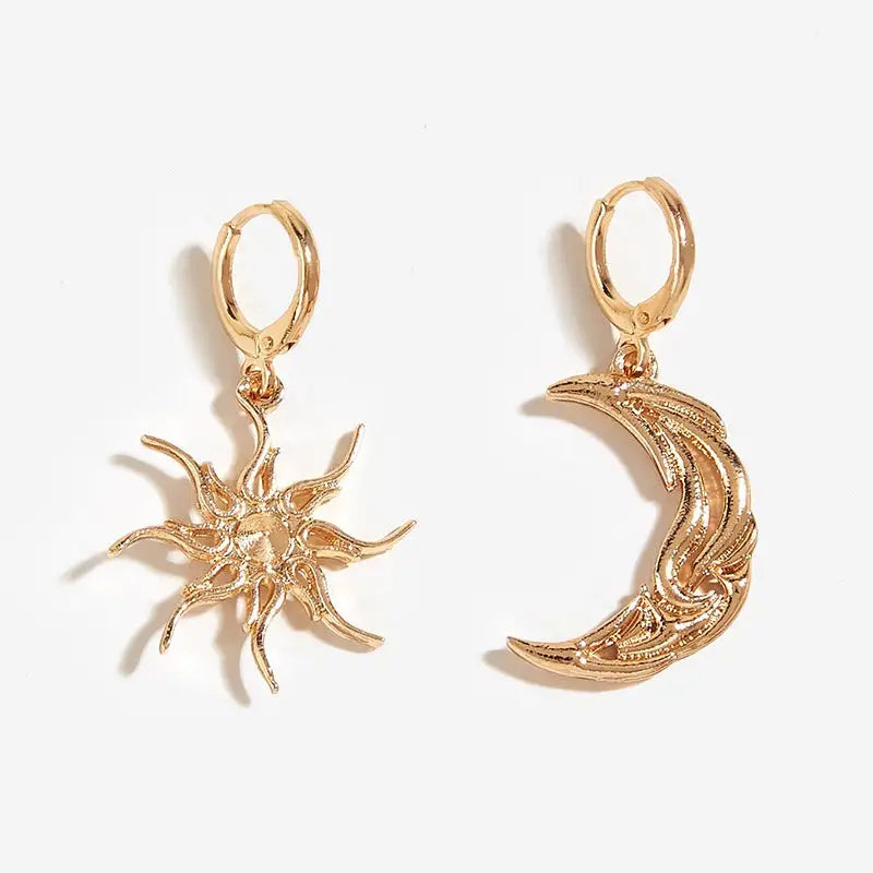 Sun and moon magic earrings for celestial elegance - standart / gold - earrings