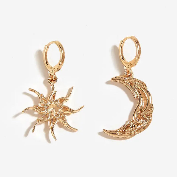 Sun and moon magic earrings for celestial elegance - standart / gold - earrings