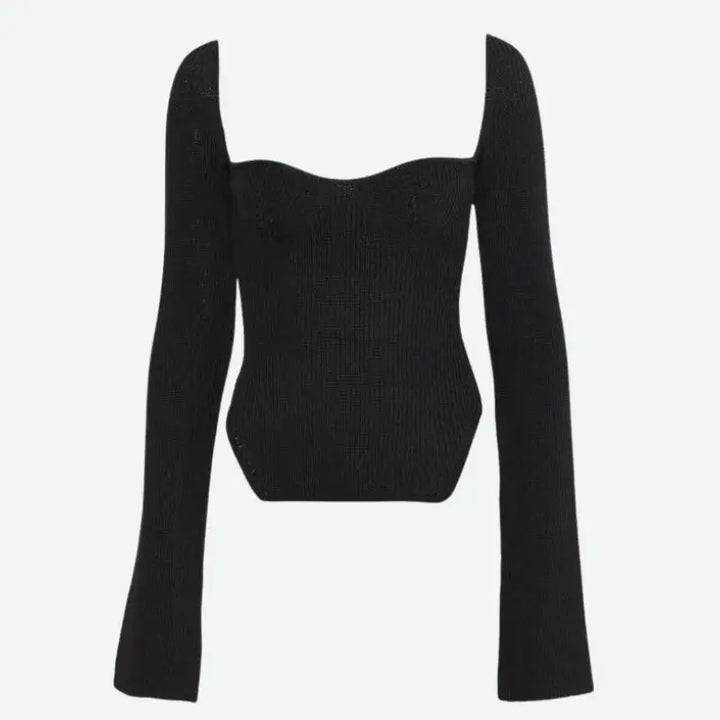 Y2k knitted top with flattering sweetheart neckline and long sleeves - black / m