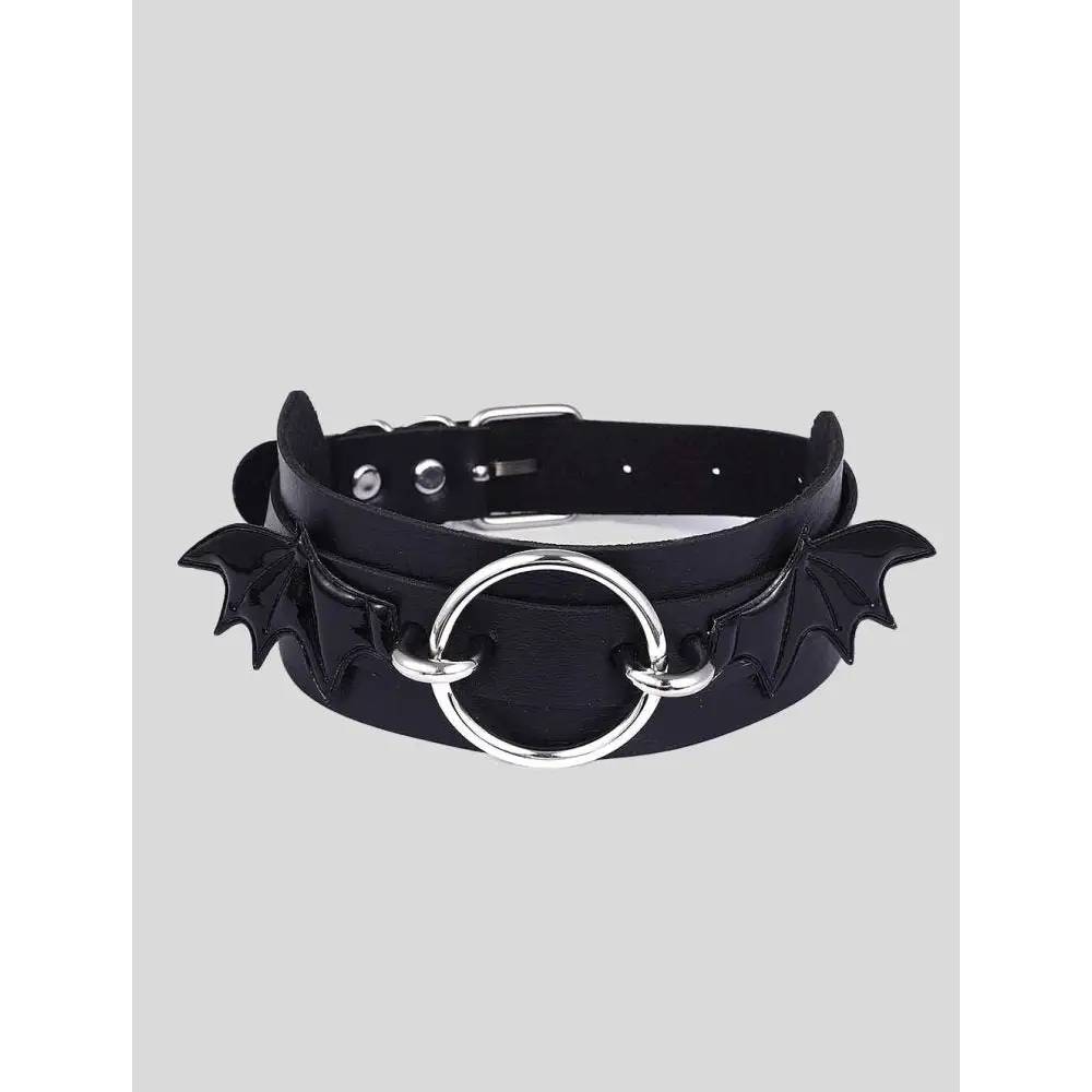 Bat wing choker for y2k style with punk rock and gothic flair - one size / black