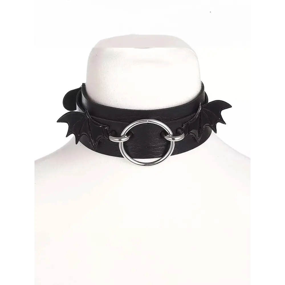 Bat wing choker for y2k style with punk rock and gothic flair - one size / black