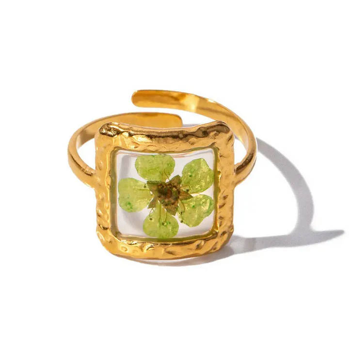 Vintage dried flowers apparel and accessories collection - ajustable / 3 - ring