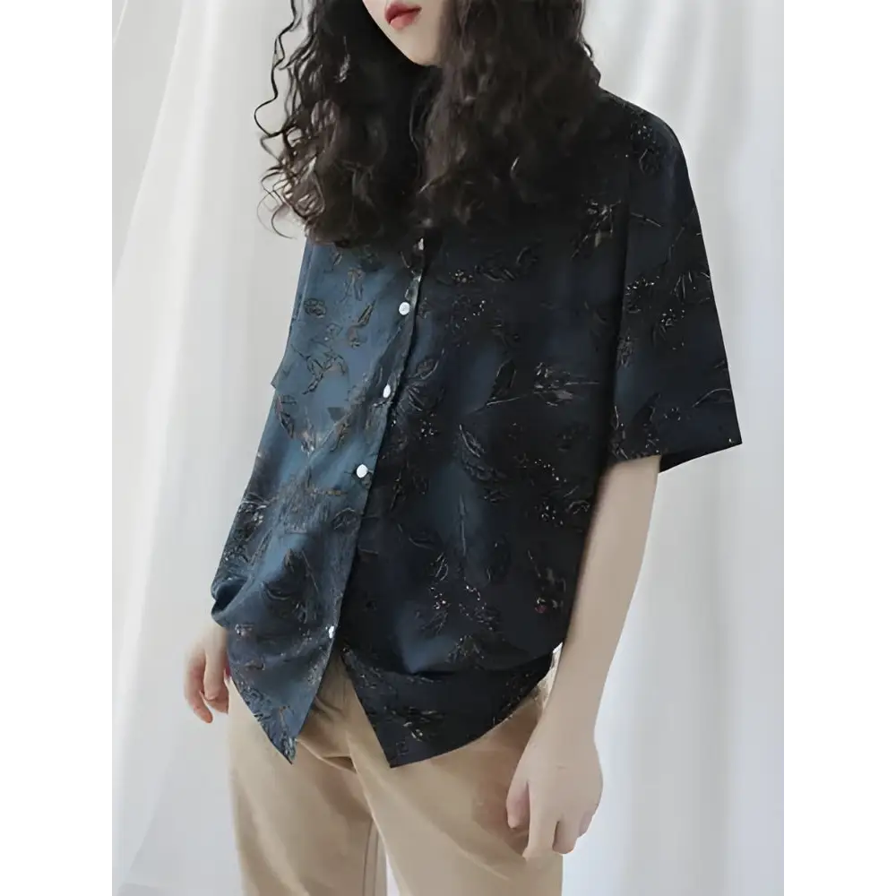 Vintage leaf designed shirt