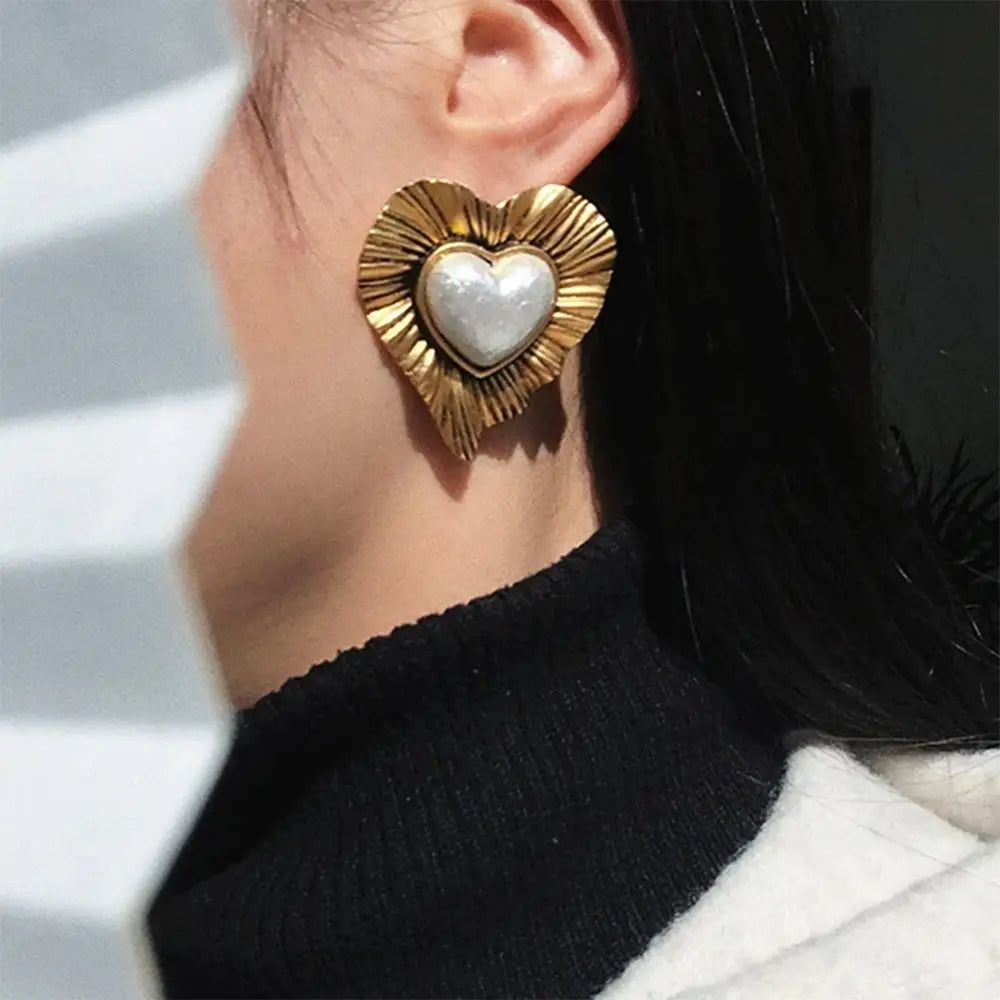 Vintage pearl heart earrings - standart / gold - earrings