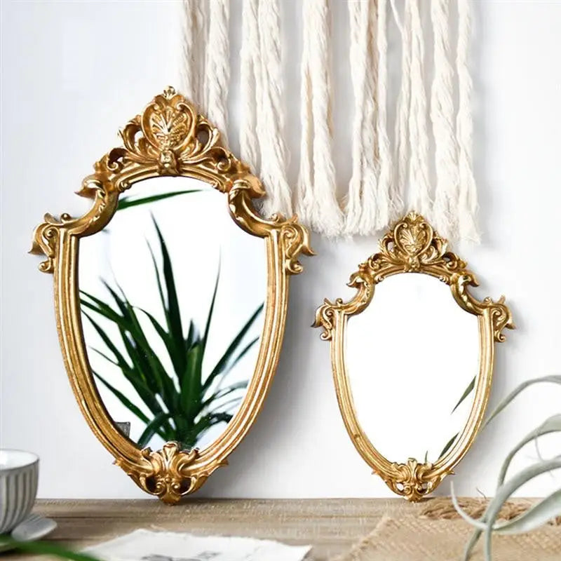 Vintage vibes mirror for a charming bedroom aesthetic