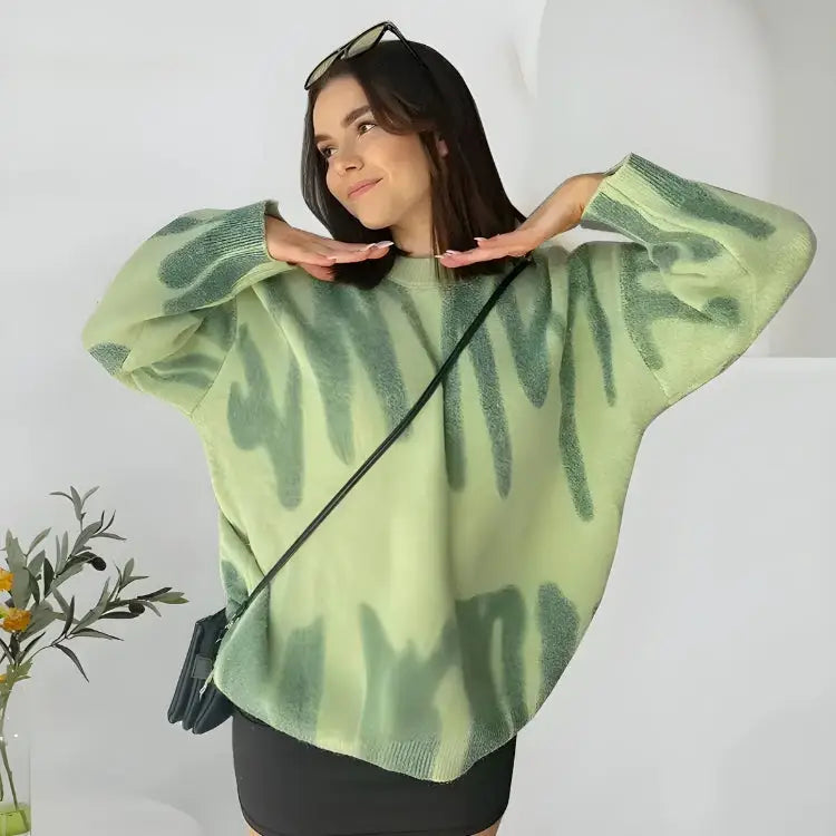 Wavy line design knitted sweater - green / one size