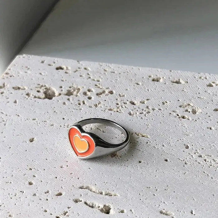 Two-tone heart ring perfect for y2k style and layering - silver / orange - ring