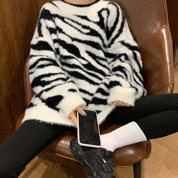 Zebra print knit sweater - free size / black/white - sweaters